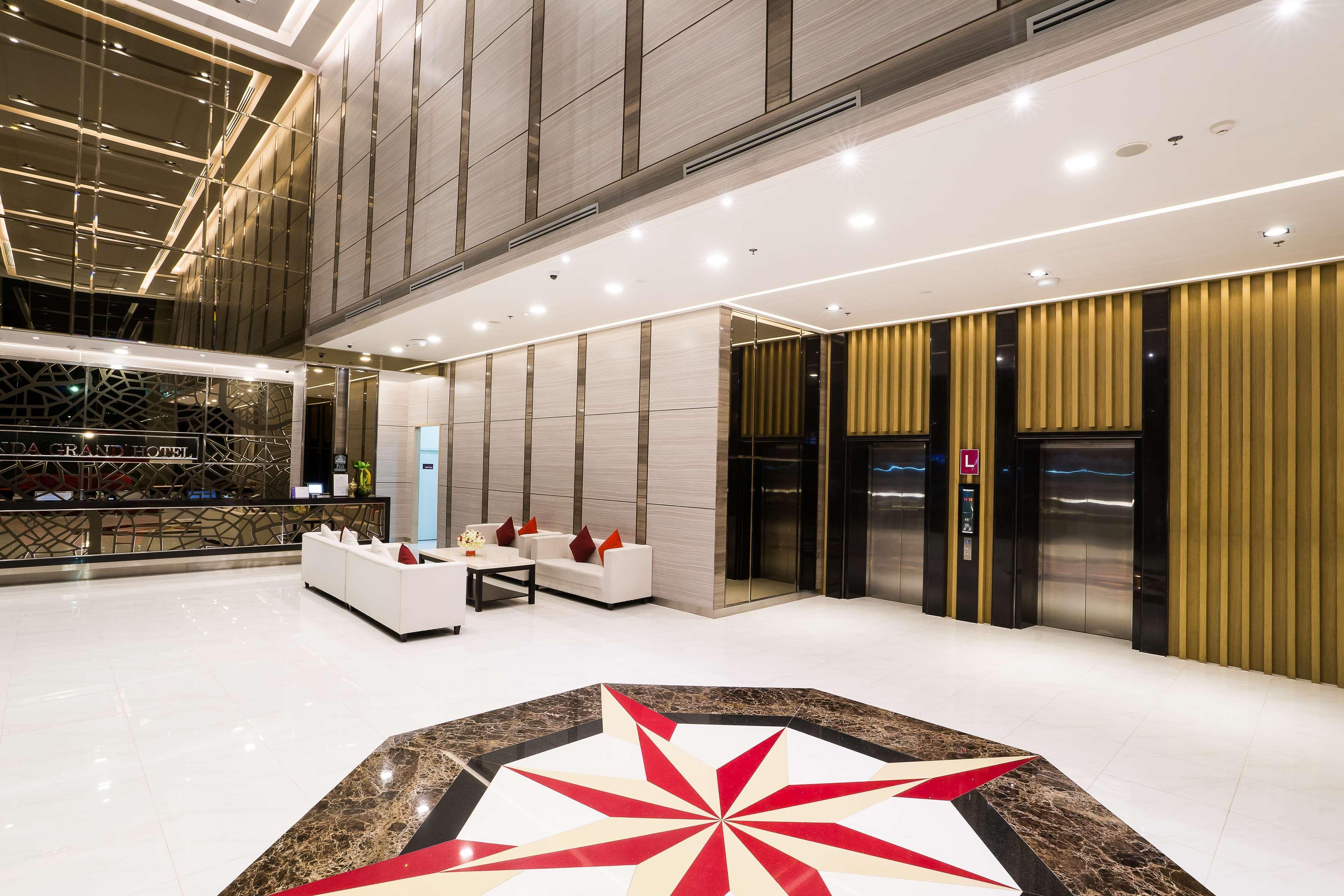 Best Western Plus Wanda Grand Hotel Nonthaburi Eksteriør billede